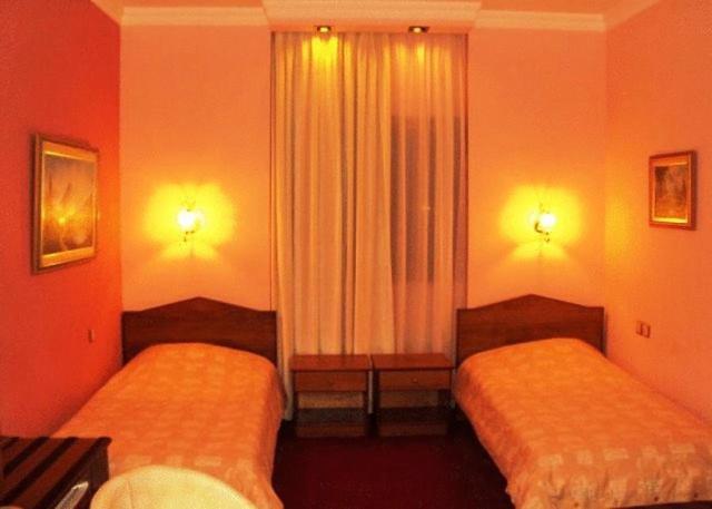 Astoria Hotel Traditional Komotiní Rom bilde