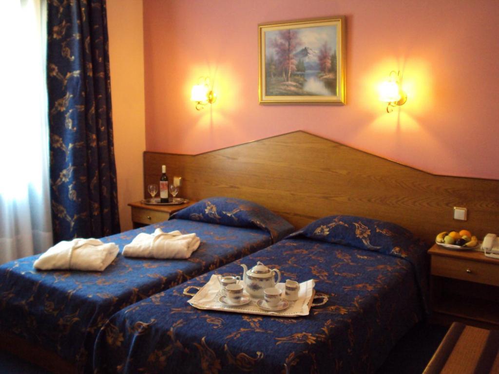 Astoria Hotel Traditional Komotiní Rom bilde