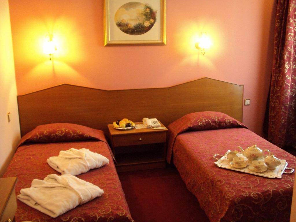 Astoria Hotel Traditional Komotiní Rom bilde